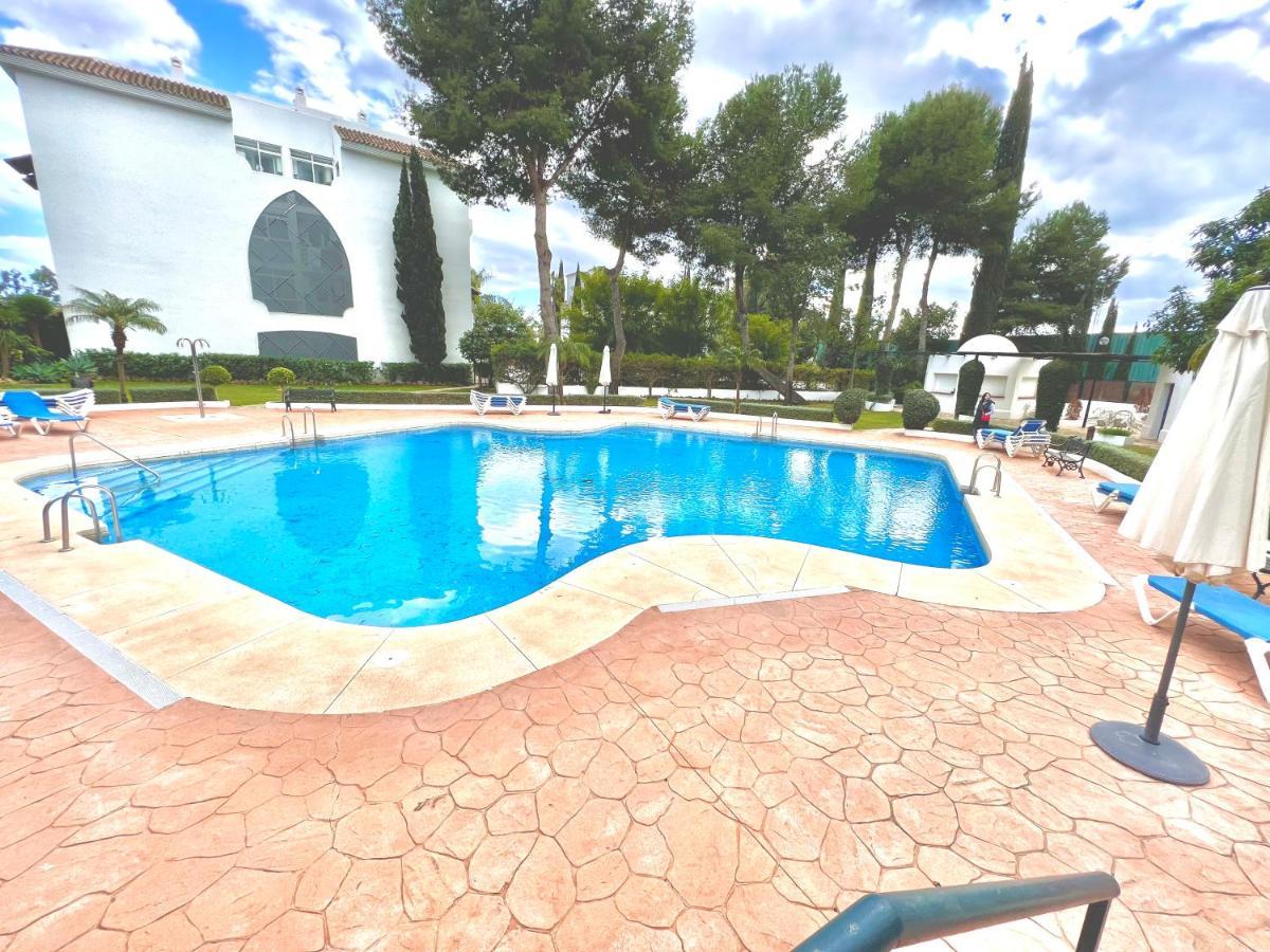 Apartment Albatros In Puerto Banus 150 Meters From The Beach Марбелья Экстерьер фото